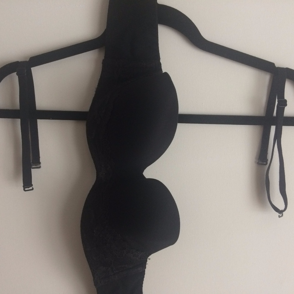 VS "Body by Victoria" Strapless Bra 34B